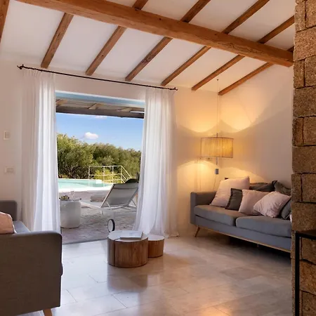 Casa Il Gelsomino San Pantaleo Apartment Olbia